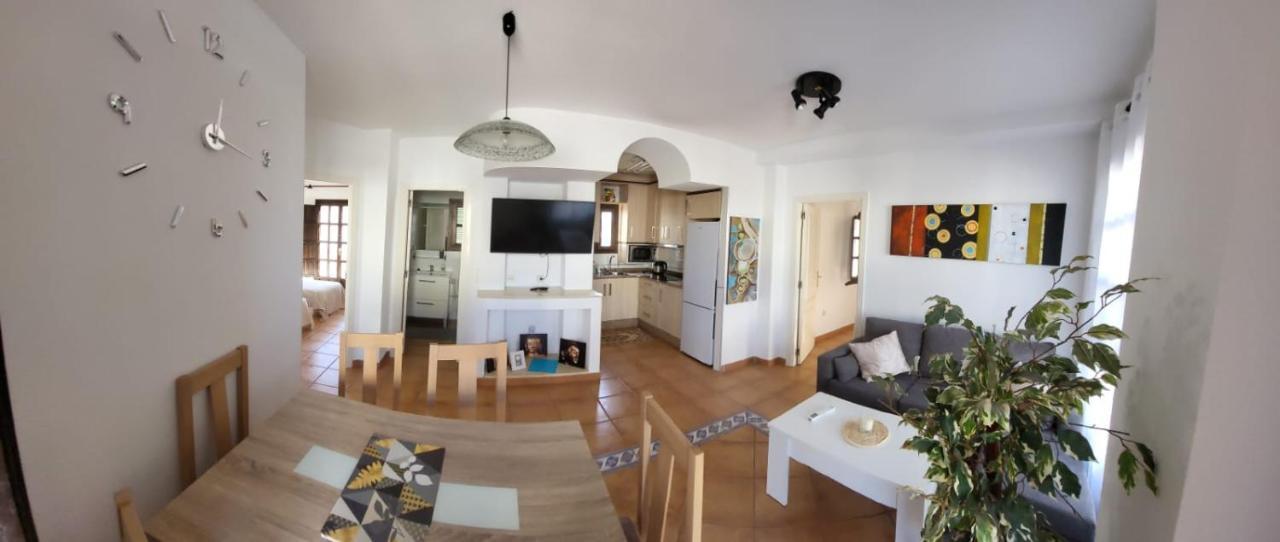 Casa Micha Apartment Torrevieja Exterior photo